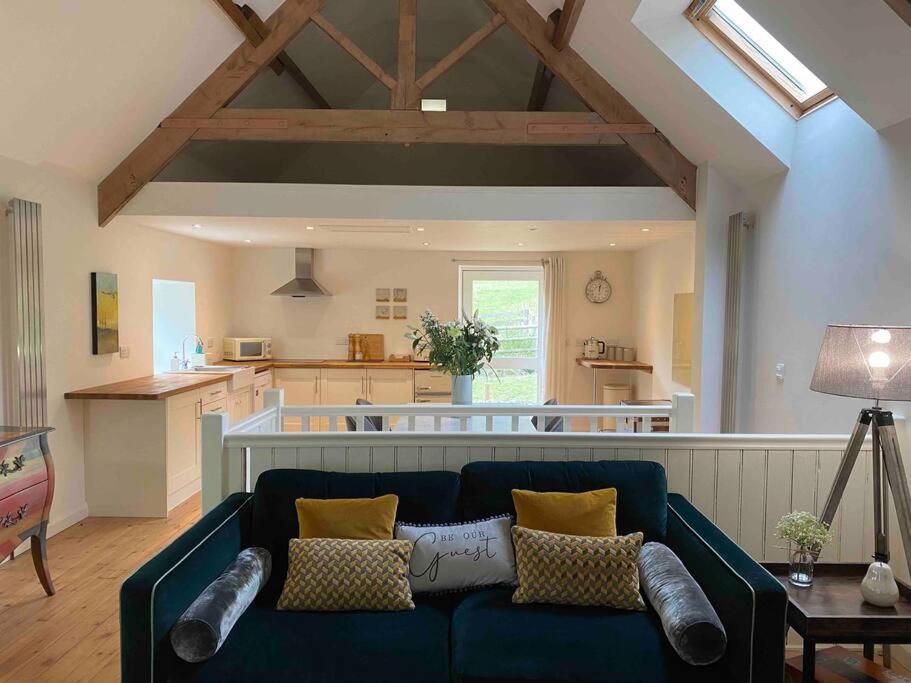 Luxury Peak District 2 Bedroom Boutique Cottage Two Dales ภายนอก รูปภาพ