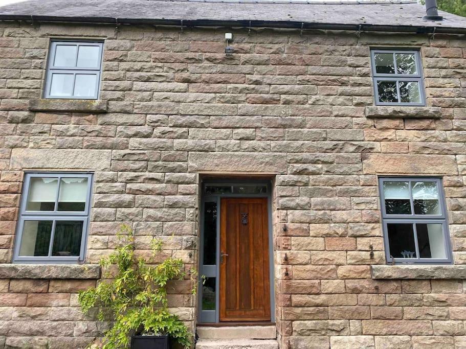 Luxury Peak District 2 Bedroom Boutique Cottage Two Dales ภายนอก รูปภาพ
