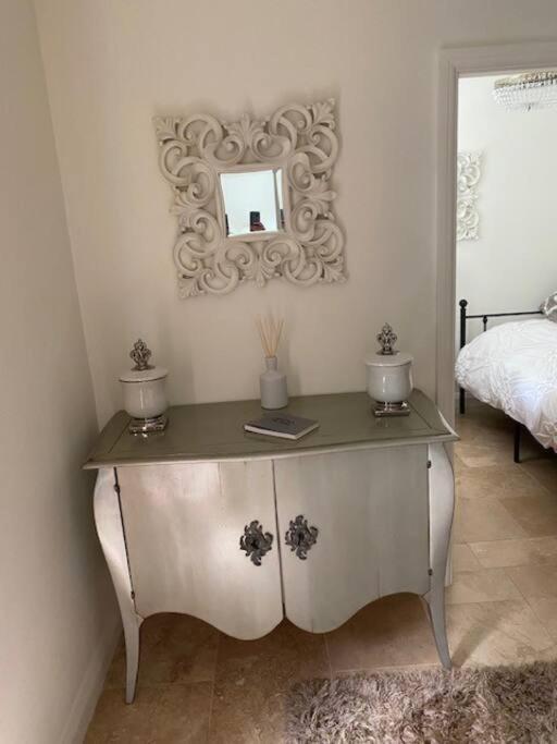 Luxury Peak District 2 Bedroom Boutique Cottage Two Dales ภายนอก รูปภาพ