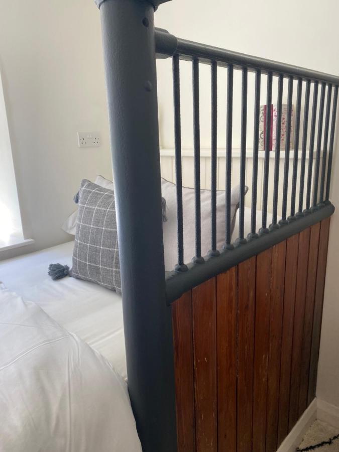 Luxury Peak District 2 Bedroom Boutique Cottage Two Dales ภายนอก รูปภาพ